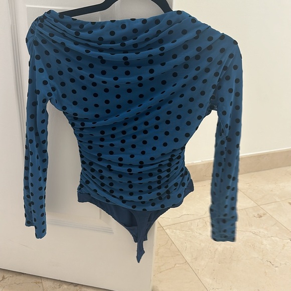 Lovers + Friends Matching Set - Picture 3 of 6